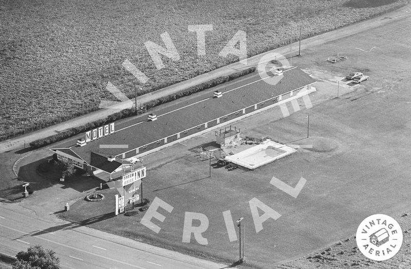 American Inn  (Green Briar Inn) - 1981 Aerial (newer photo)